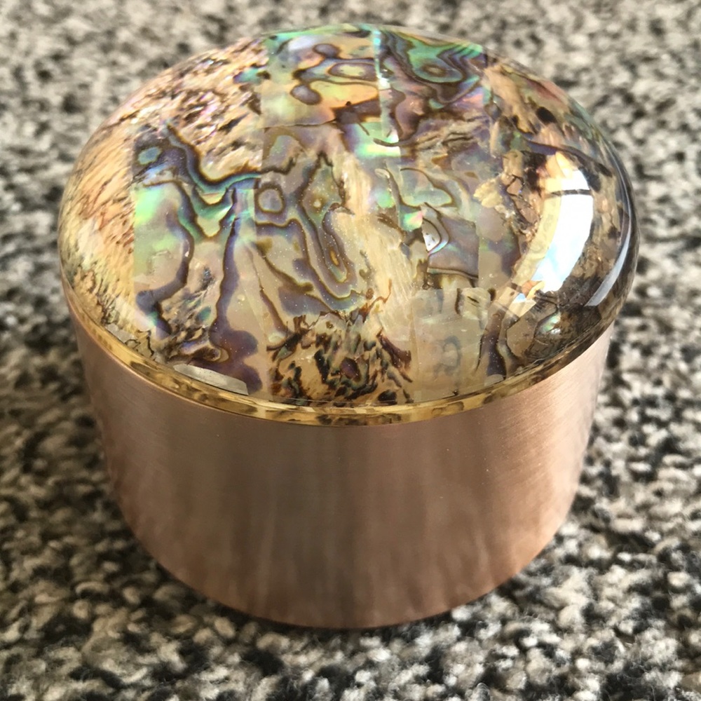 Kendra Scott Mini Rose Gold Dome Box Abalone Shell